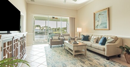 1182 Sweetwater LN 1807, Naples 34110, FL