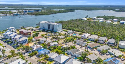 250 Fairweather LN, Fort Myers Beach 33931, FL