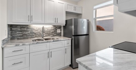 641 12th AVE S 641, Naples 34102, FL