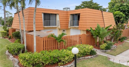 1702 Park Meadows DR 1, Fort Myers 33907, FL