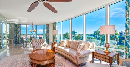 3971 Gulf Shore BLVD N 501, Naples 34103, FL