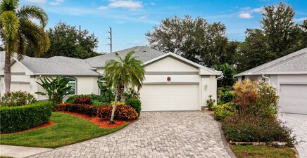 455 Crossfield CIR 71, Naples 34104, FL