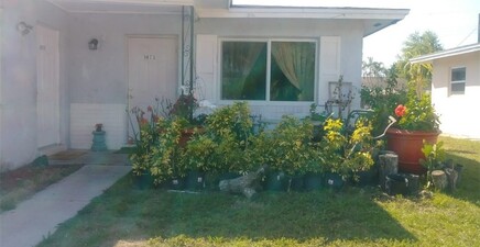 1073 San Remo AVE, Naples 34104, FL