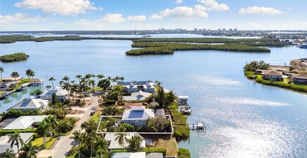 418 Panay AVE, Naples 34113, FL