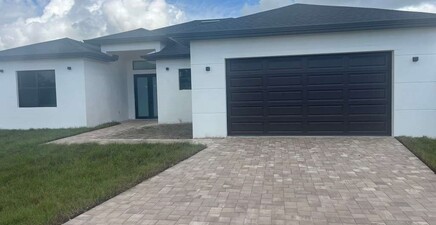 811 Dartmouth CT, Lehigh Acres 33974, FL