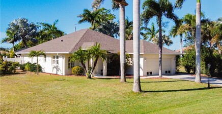 103 Wahoo DR, Rotonda West 33947, FL