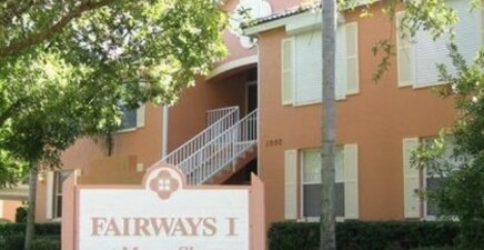 1042 Mainsail DR 822, Naples 34114, FL