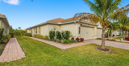 4229 Bloomfield ST, Fort Myers 33916, FL
