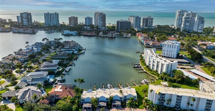 4045 Crayton RD, Naples 34103, FL