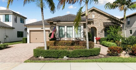 9323 Glenforest DR, Naples 34120, FL