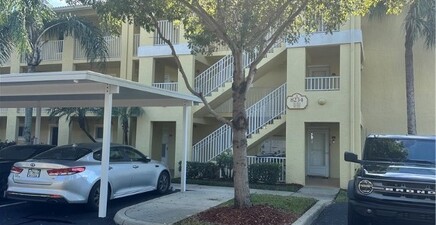 8234 Key Royal CIR 513, Naples 34119, FL