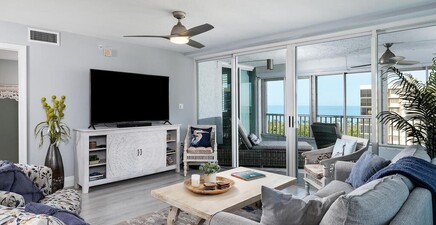 21 Bluebill AVE 1006, Naples 34108, FL