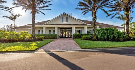 13392 Golden Palms CIR, Fort Myers 33913, FL
