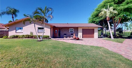 27514 Playa Del Rey LN, Bonita Springs 34135, FL