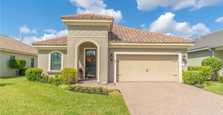 7590 Cypress Walk DR, Fort Myers 33966, FL