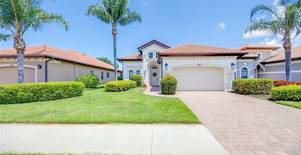 7863 Valencia CT, Naples 34113, FL