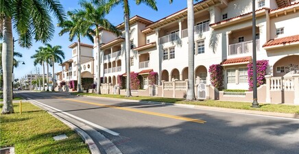 2110 W 1st ST 101, Fort Myers 33901, FL