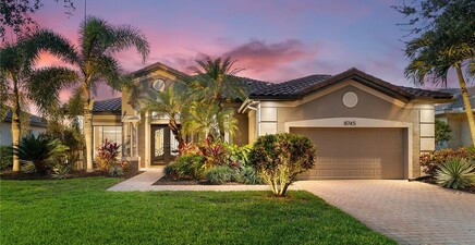 8745 Mustang Island CIR, Naples 34113, FL