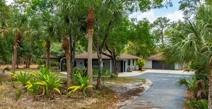 6940 Bottlebrush LN, Naples 34109, FL