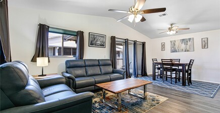 5755 Foxlake DR G, North Fort Myers 33917, FL