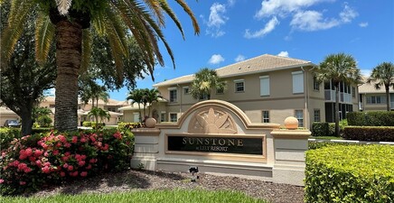 9113 Michael CIR 10, Naples 34113, FL