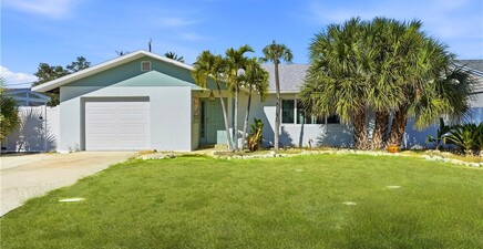 193 Hibiscus DR, Fort Myers Beach 33931, FL