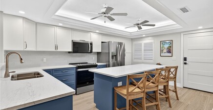 2445 W Gulf DR 6B, Sanibel 33957, FL