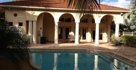 8285 Ibis club DR 805, Naples 34104, FL