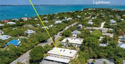 561 Periwinkle WAY E2, Sanibel 33957, FL