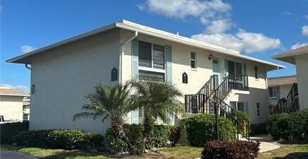 207 Palm DR 207-2, Naples 34112, FL
