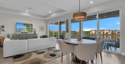 233 Indies DR E 201, Naples 34114, FL