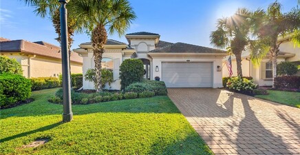 10318 Gator Bay CT, Naples 34120, FL