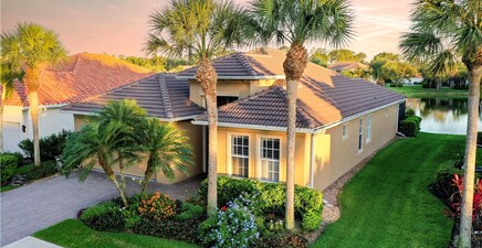 15954 Delasol LN, Naples 34110, FL