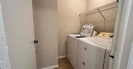 3911 Country Club BLVD 201, Cape Coral 33904, FL