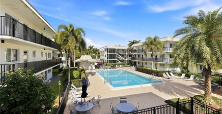 766 CENTRAL AVE. 113, Naples 34102, FL