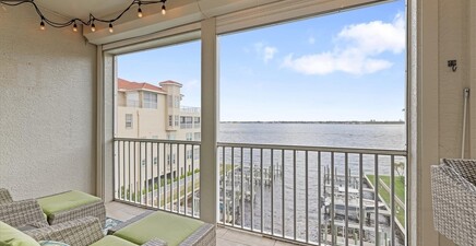 4235 SE 20th PL C404, Cape Coral 33904, FL