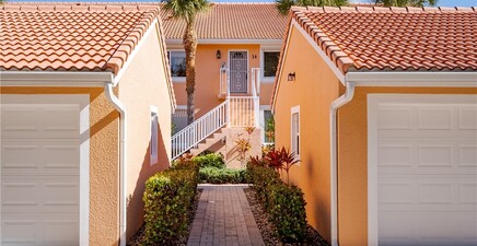 6810 Beach Resort DR 14, Naples 34114, FL