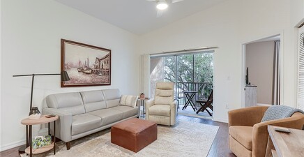 15433 Bellamar CIR 1025, Fort Myers 33908, FL