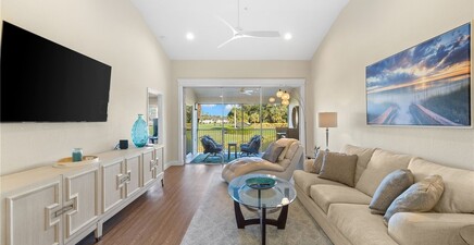 2215 Chesterbrook CT 2, Naples 34109, FL