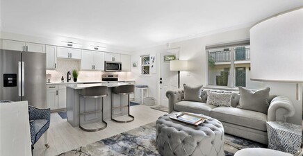 960 7th ST S 105, Naples 34102, FL