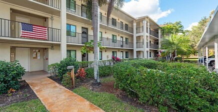 5776 Deauville CIR C307, Naples 34112, FL