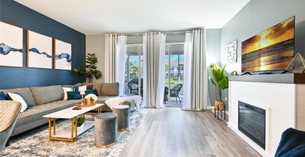 981 Hampton CIR 119, Naples 34105, FL