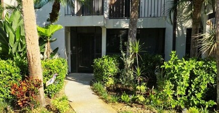 1826 Kings Lake BLVD 7-101, Naples 34112, FL