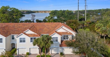 880 Hampton CIR 160, Naples 34105, FL