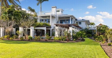 3569 San Carlos DR, St James City 33956, FL