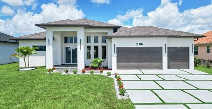 264 W Pine Valley LN, Rotonda West 33947, FL