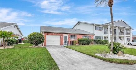 6760 Winkler RD 1, Fort Myers 33919, FL