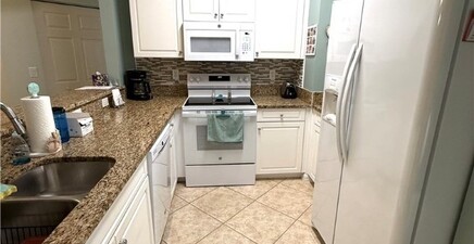 1089 Winding Pines CIR 102, Cape Coral 33909, FL