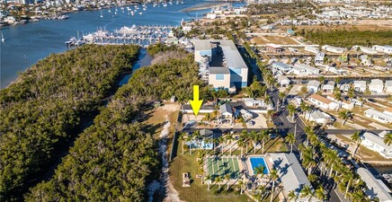 140 Garcia WAY, Fort Myers Beach 33931, FL