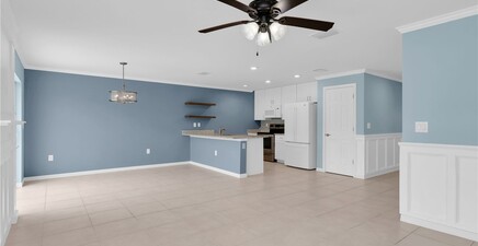 731 Hadley PL W, Naples 34104, FL